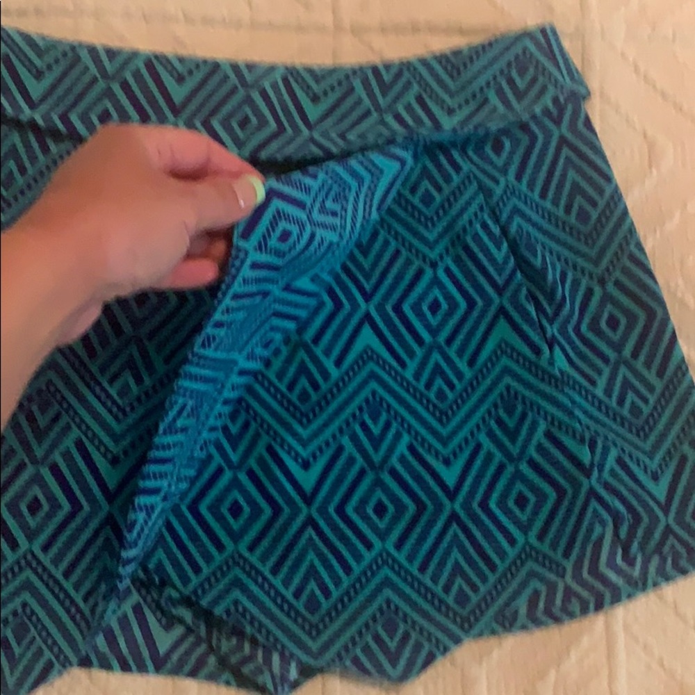 Skort - Picture 3 of 6